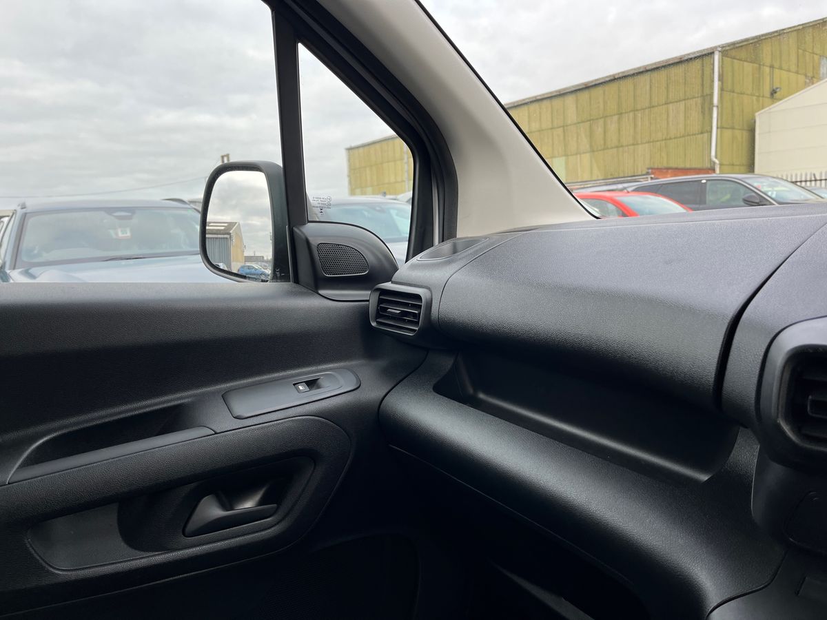 Used Citroen Berlingo 2024 for sale - 77072960: Photo 27