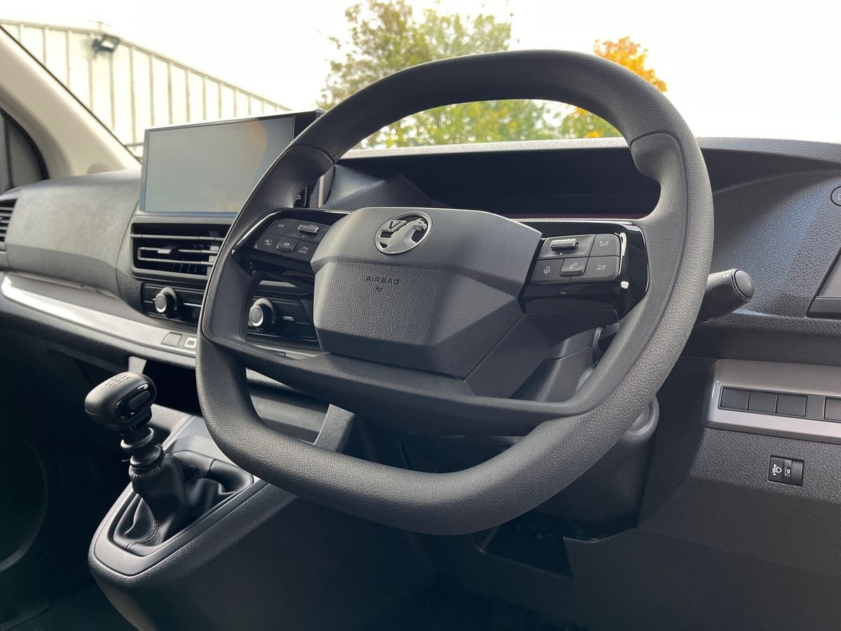 Used Vauxhall Vivaro 2024 for sale - 76413078: Photo 5