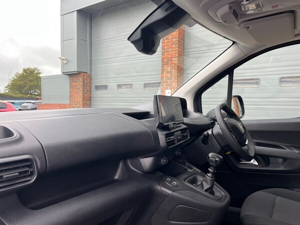 Used Peugeot Partner 2024 for sale - 76211420: Photo 8