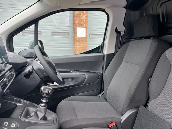 Used Peugeot Partner 2024 for sale - 76211420: Photo 9