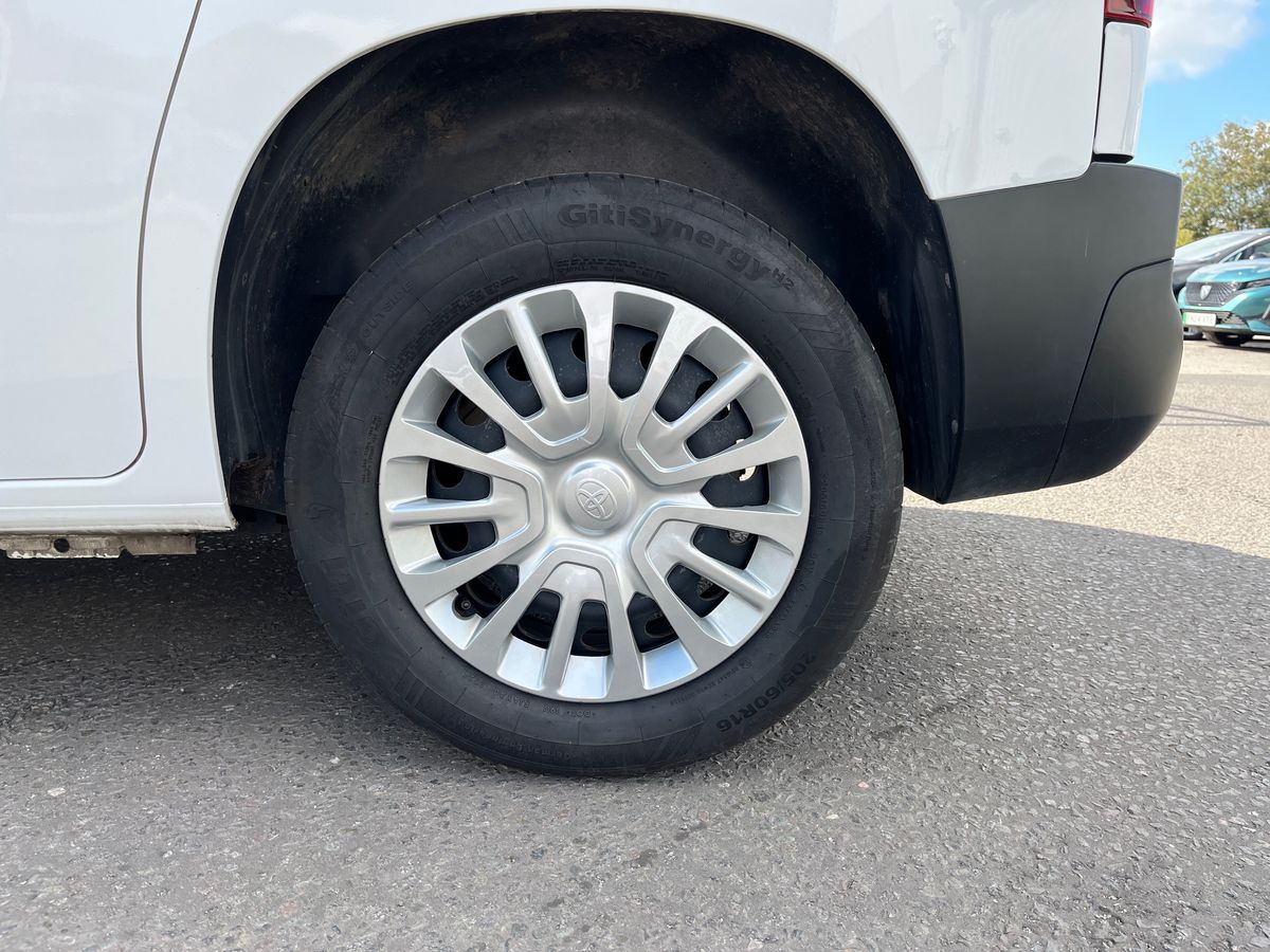 Used Toyota ProAce 2022 for sale - 76455053: Photo 17