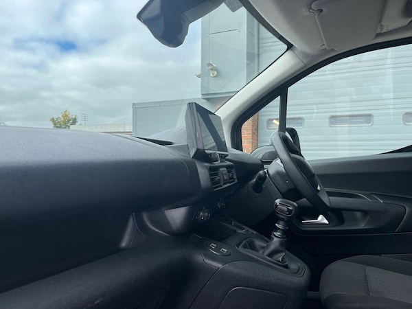 Used Peugeot Partner 2024 for sale - 76211418: Photo 8