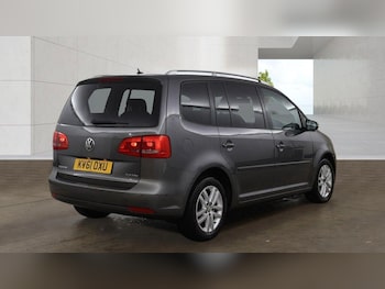 Used Volkswagen Touran 2011 for sale - 79387848: Photo