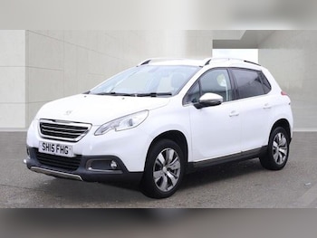Used Peugeot 2008 2015 for sale - 79453010: Photo