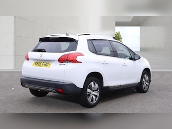 Used Peugeot 2008 2015 for sale - 79453010: Photo