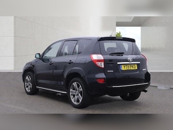 Used Toyota RAV4 2011 for sale - 79348256: Photo