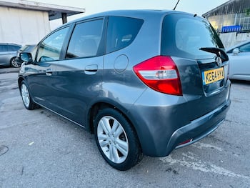 Used Honda Jazz 2015 for sale - 79373596: Photo