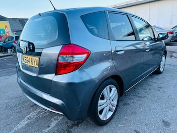 Used Honda Jazz 2015 for sale - 79373596: Photo