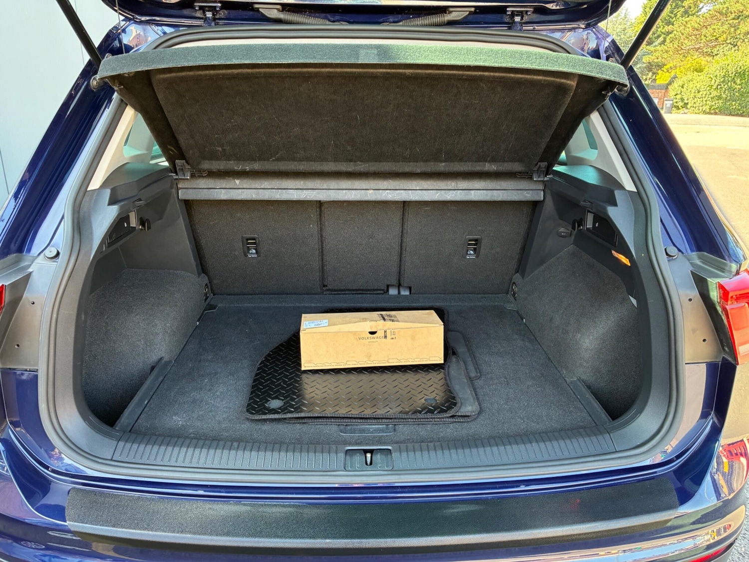 Vehicle 27