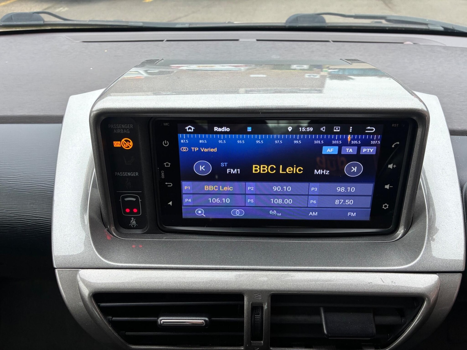 Used Toyota IQ 2010 for sale - 78127473: Photo 10