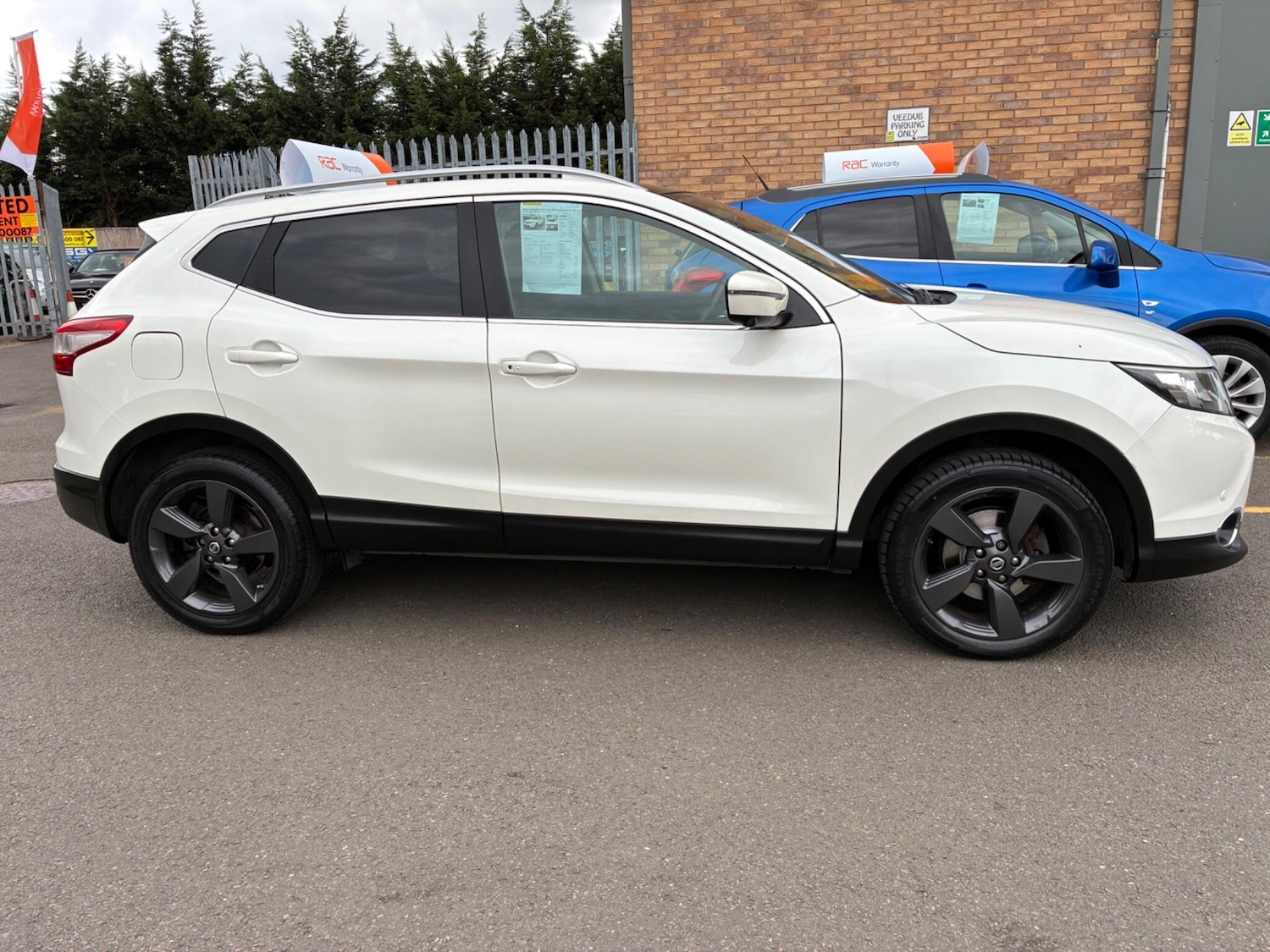Used Nissan Qashqai 2015 for sale - 75989944: Photo 12