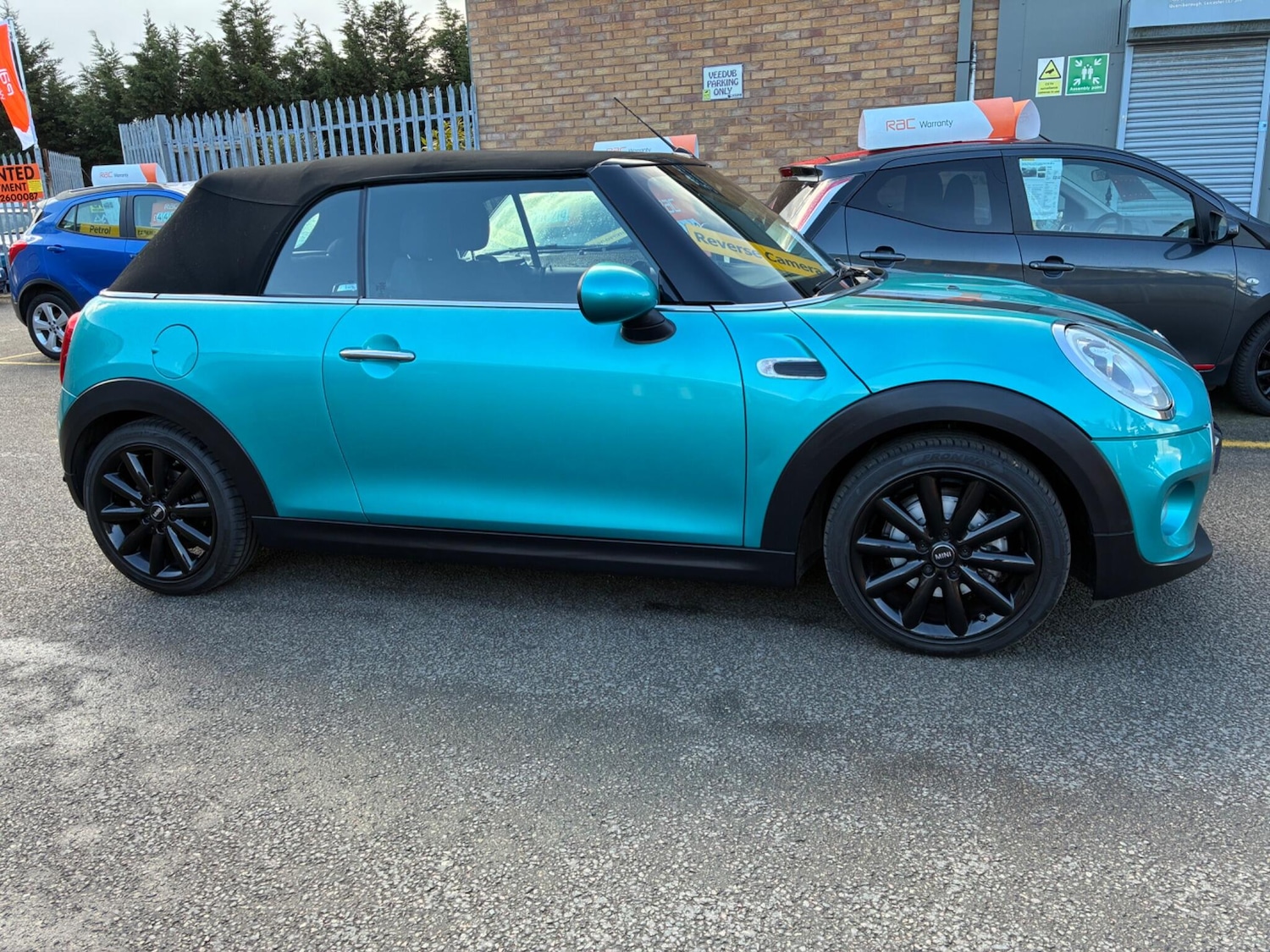 Used MINI Convertible 2017 for sale - 78100962: Photo 11