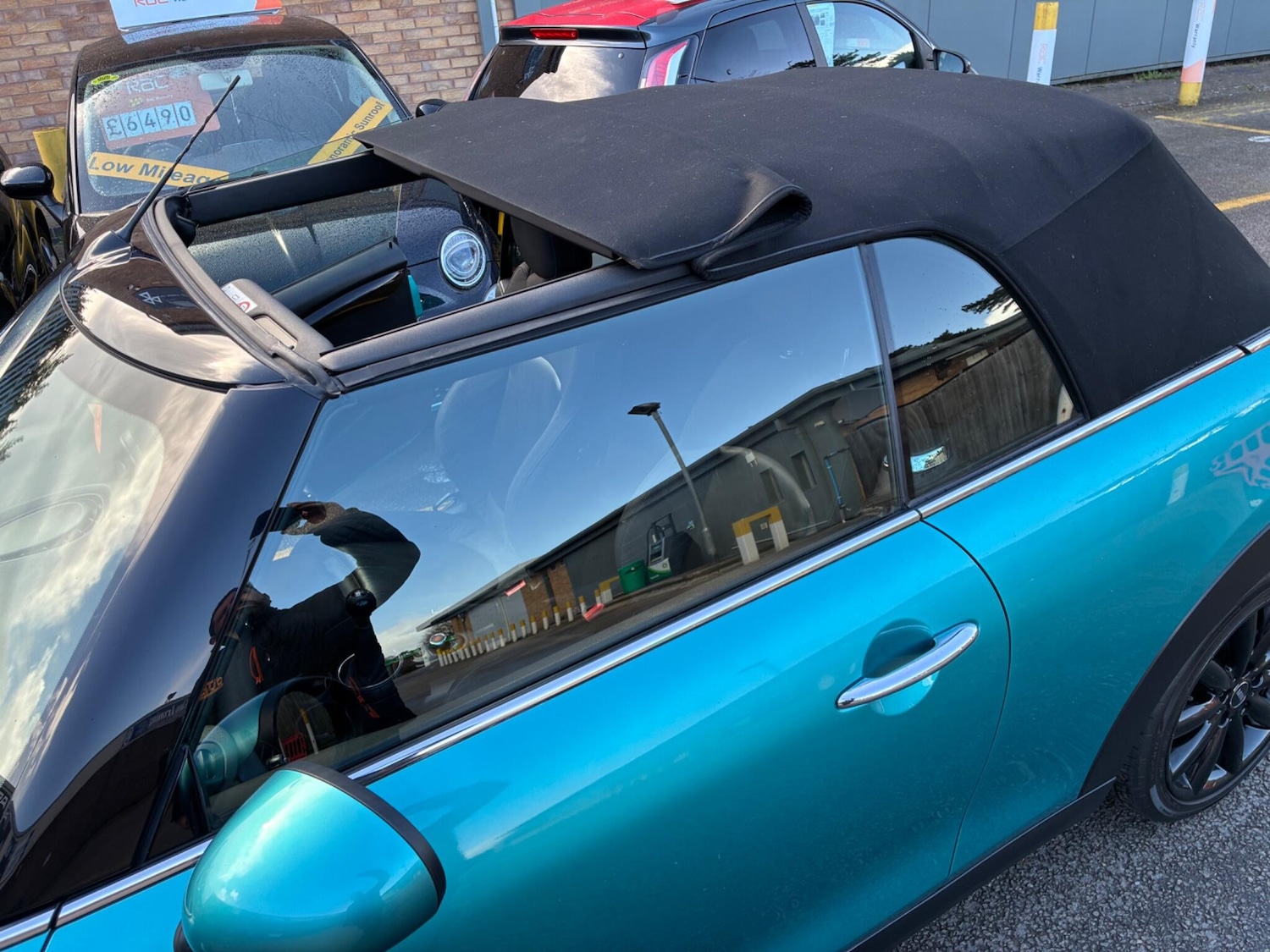 Used MINI Convertible 2017 for sale - 78100962: Photo 8