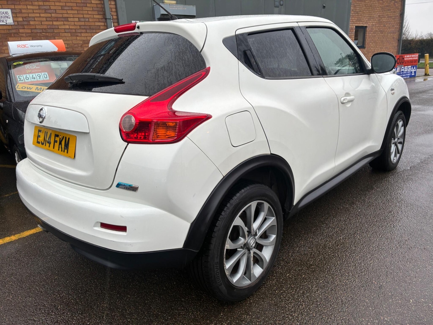 Used Nissan Juke 2014 for sale - 77632998: Photo 2