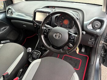 Used Toyota AYGO 2018 for sale - 76472261: Photo