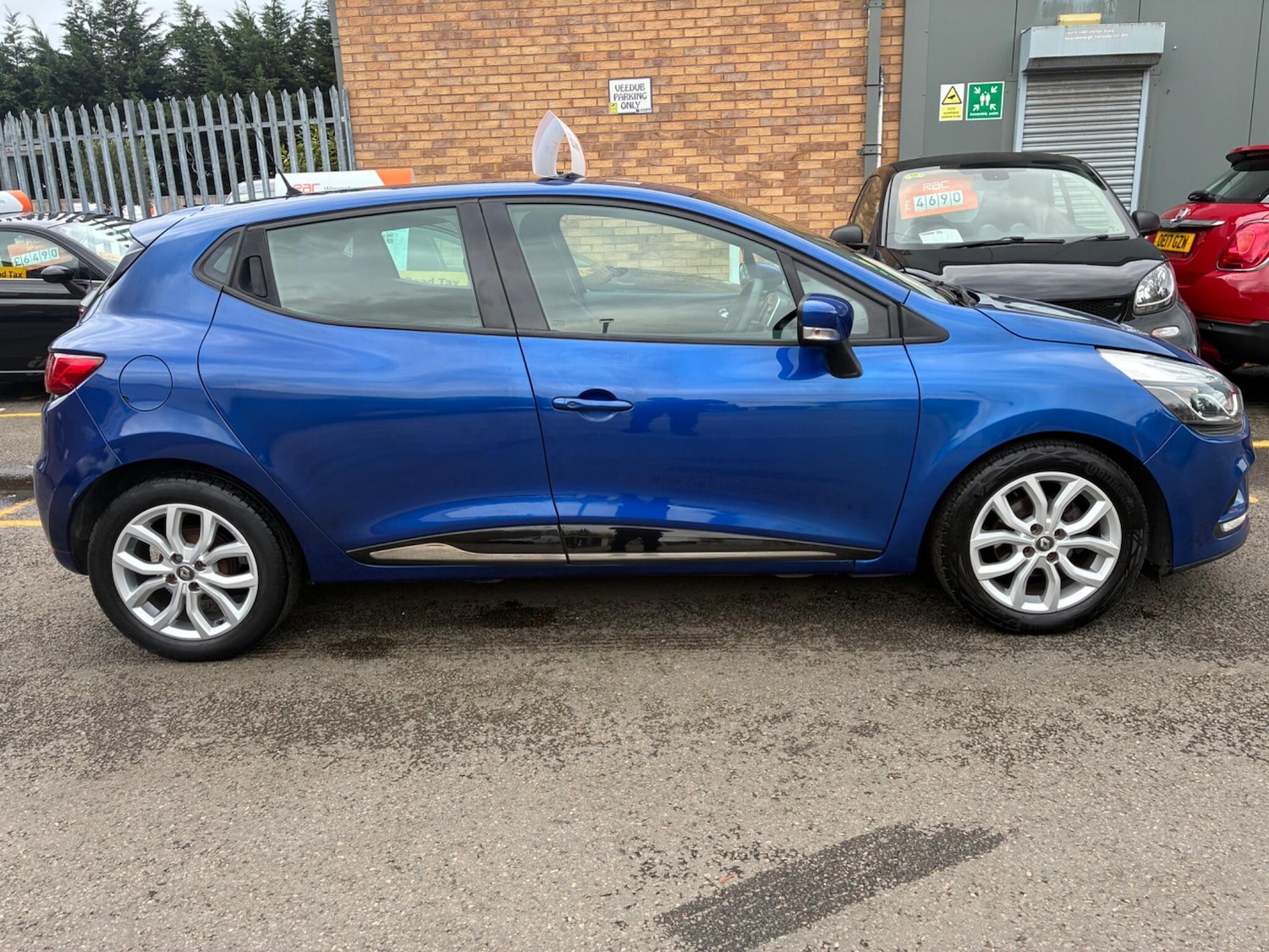 Used Renault Clio 2018 for sale - 76512701: Photo 9