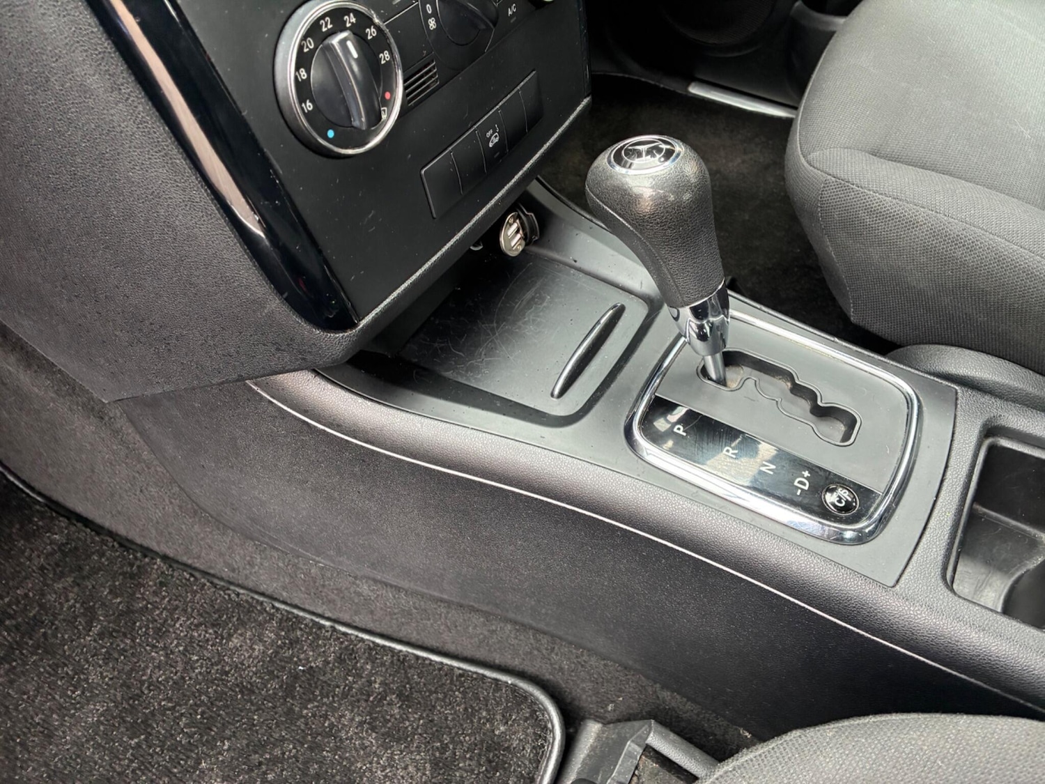 Used Mercedes-Benz A-Class 2009 for sale - 77793726: Photo 5