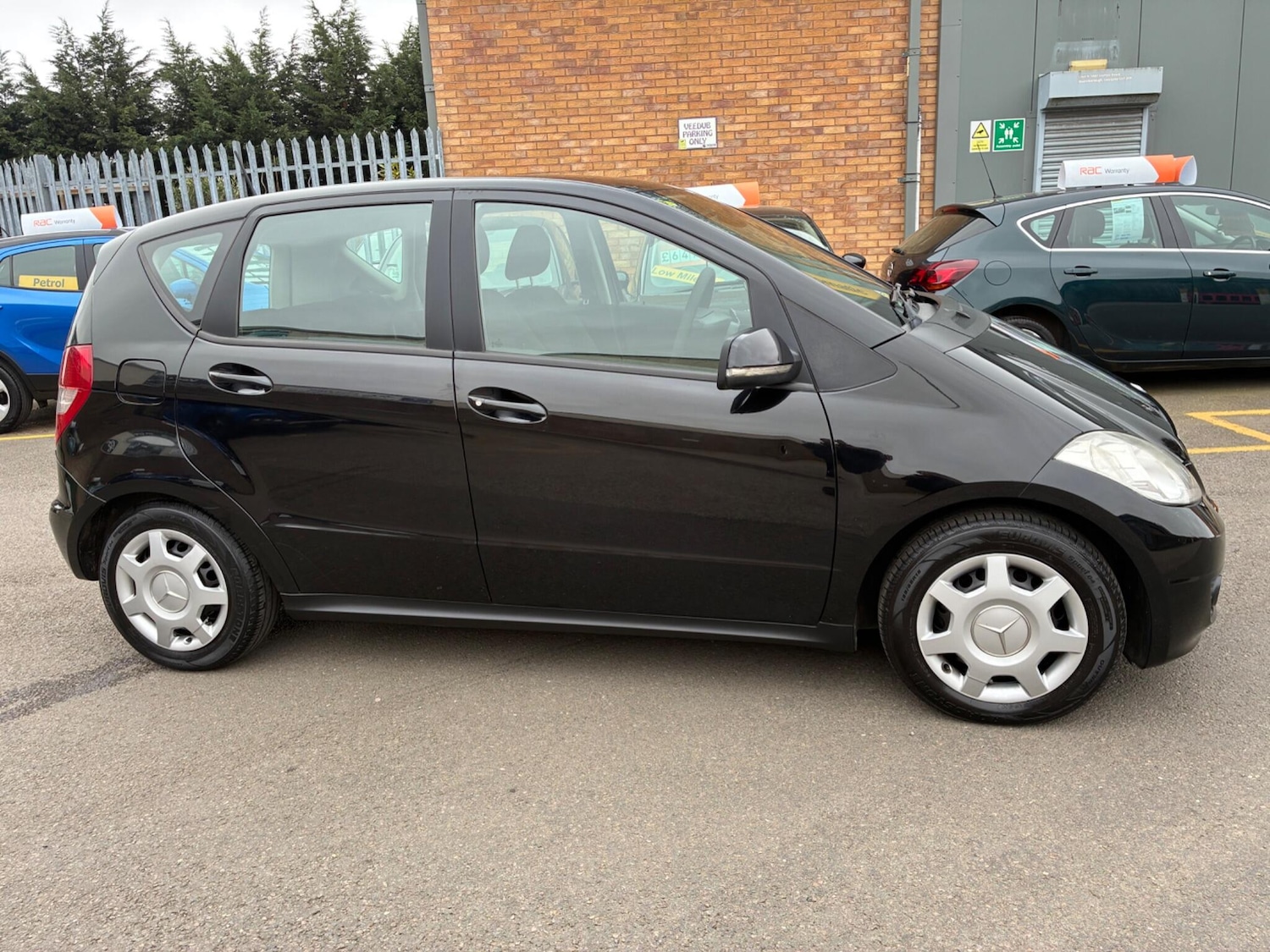 Used Mercedes-Benz A-Class 2009 for sale - 77793726: Photo 8