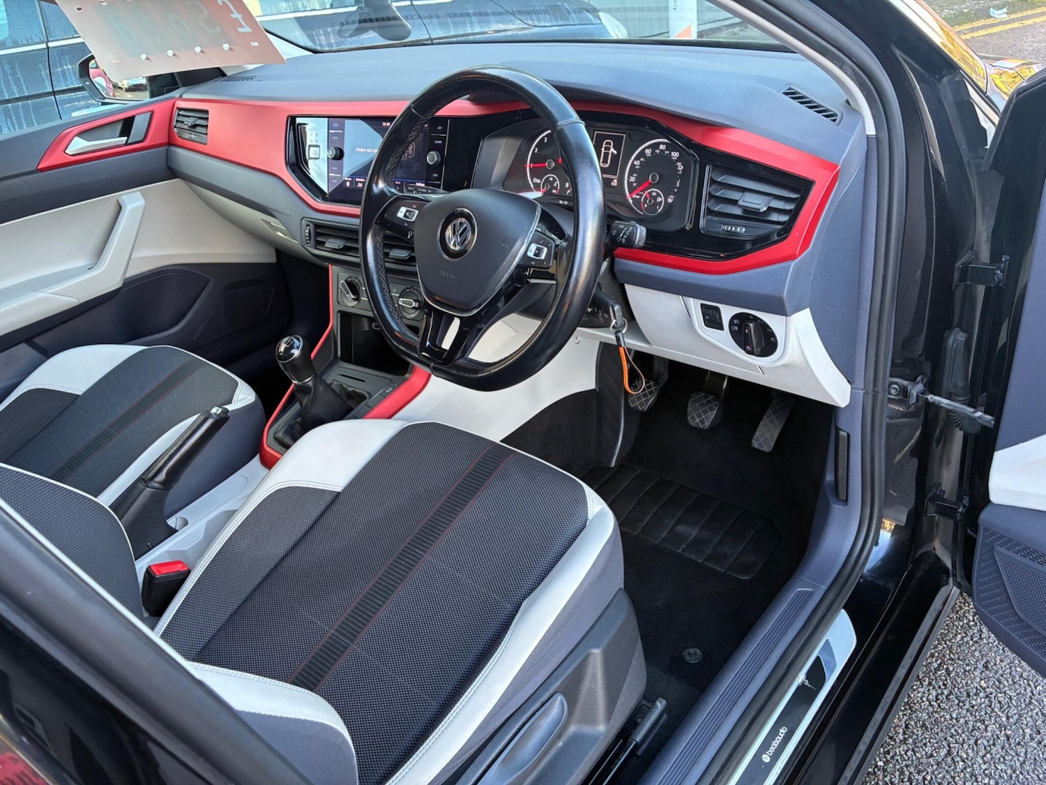 Used Volkswagen Polo 2020 for sale - 76898470: Photo 16