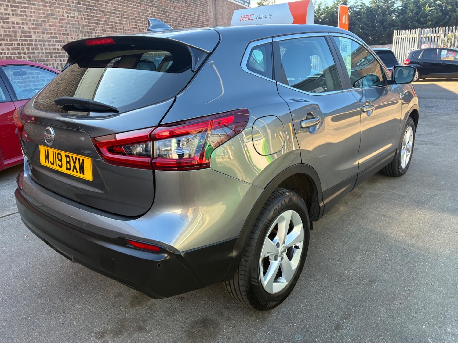 Used Nissan Qashqai 2019 for sale - 75990291: Photo 2