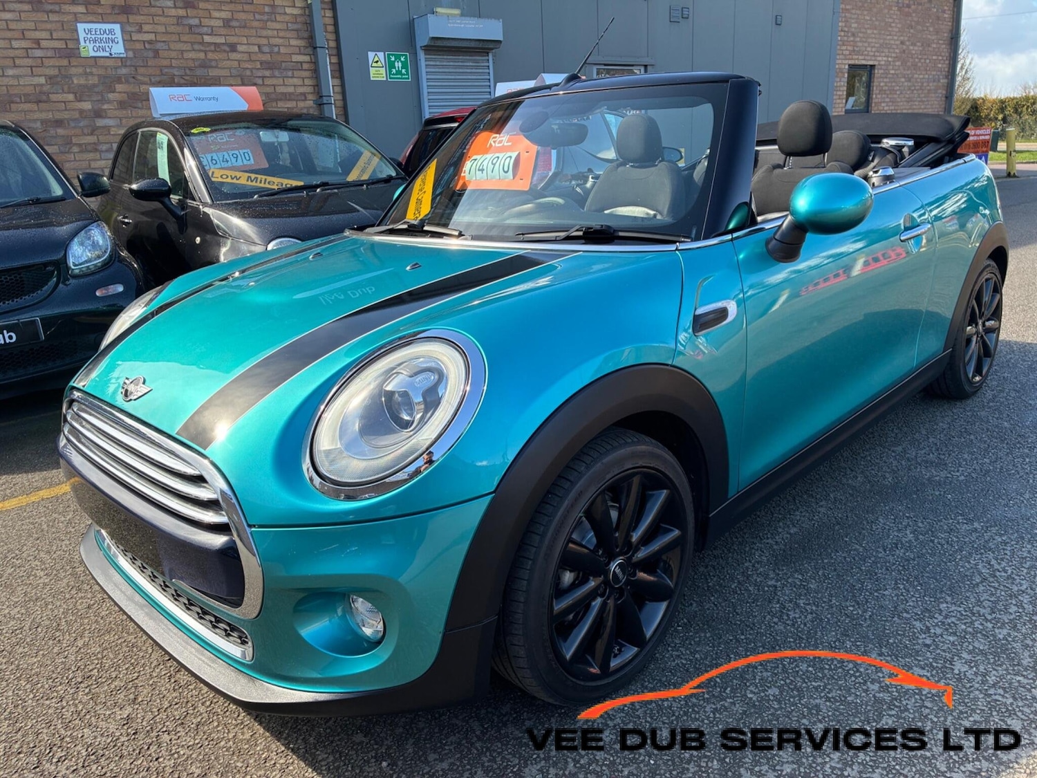 Used MINI Convertible 2017 for sale - 78175972: Photo 1