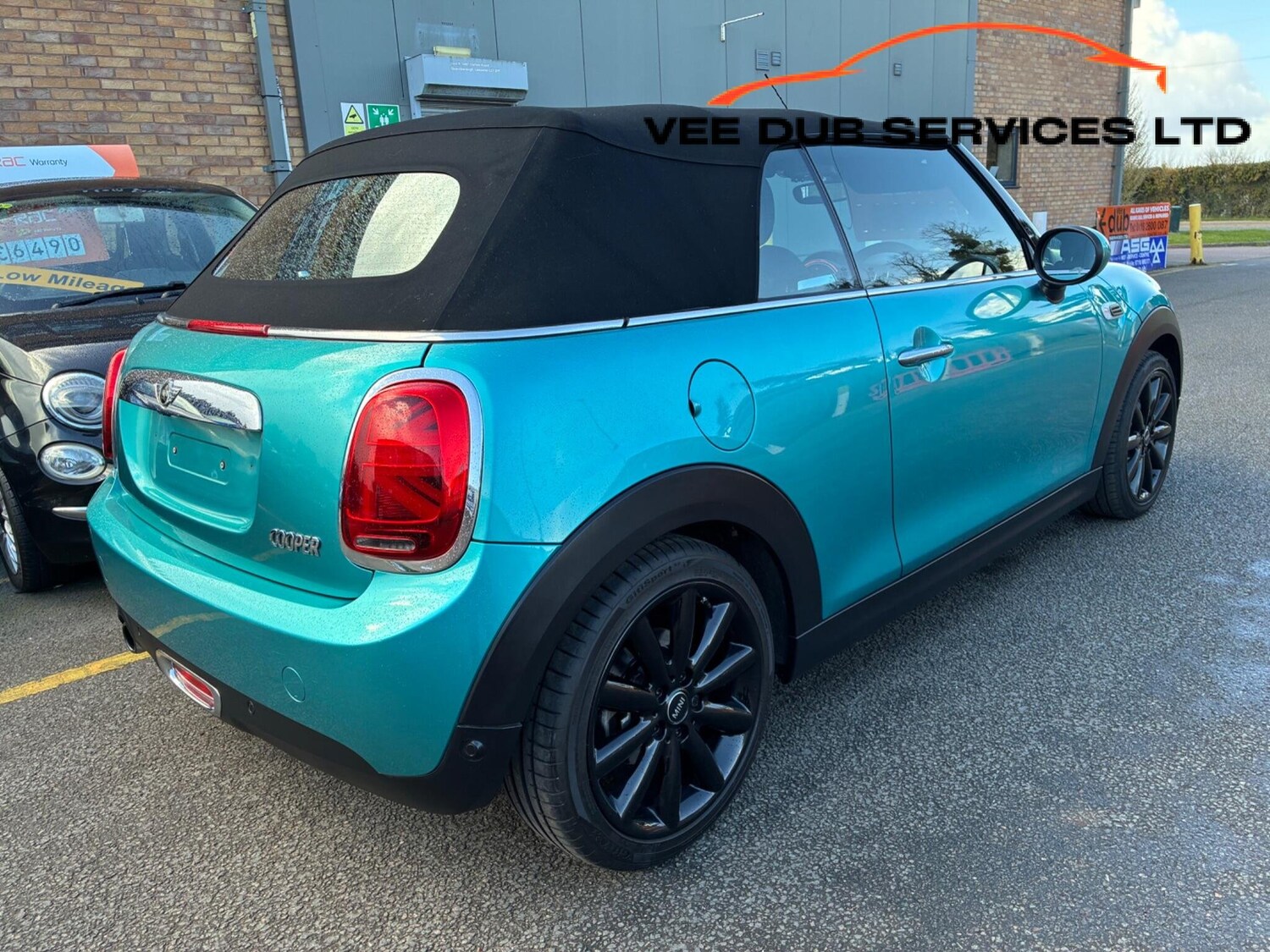 Used MINI Convertible 2017 for sale - 78175972: Photo 9