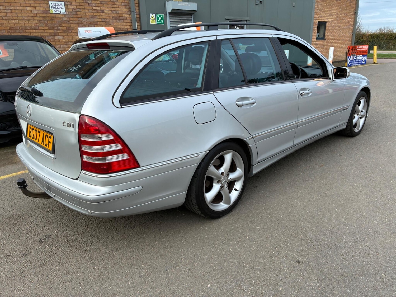 Used Mercedes-Benz C Class for sale - 77794094: Photo 2