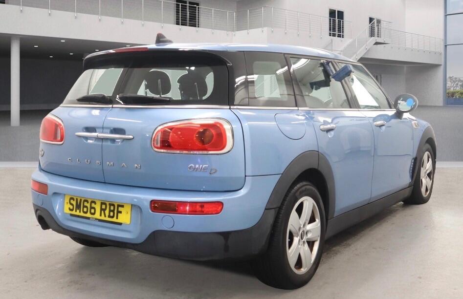 Used MINI Clubman 2016 for sale - 76976840: Photo 2