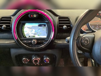 Used MINI Clubman 2016 for sale - 76976840: Photo