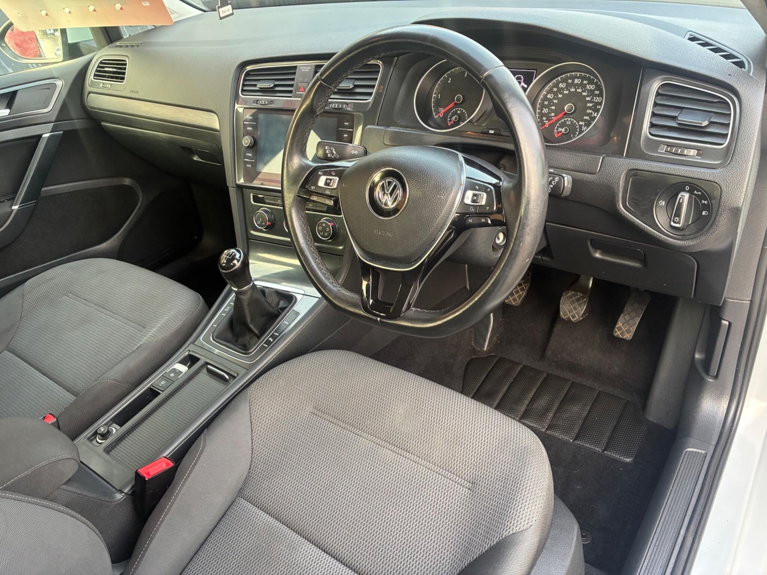 Used Volkswagen Golf 2018 for sale - 76801444: Photo 13