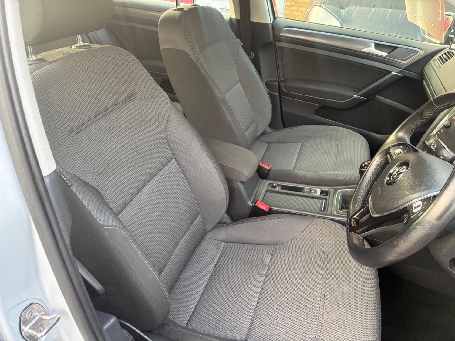 Used Volkswagen Golf 2018 for sale - 76801444: Photo 14