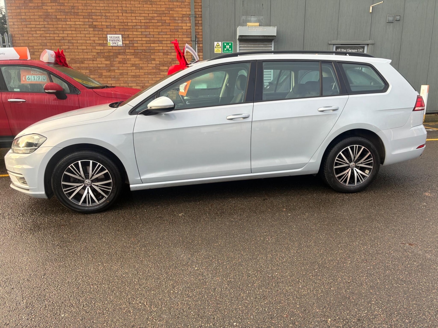 Used Volkswagen Golf 2018 for sale - 76801444: Photo 2