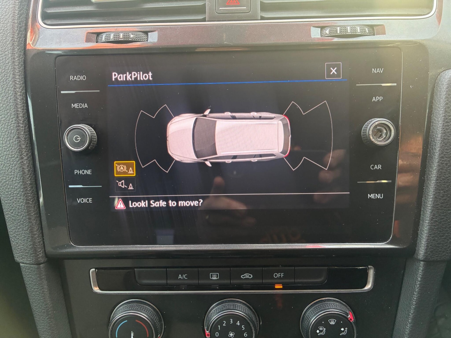 Used Volkswagen Golf 2018 for sale - 76801444: Photo 21