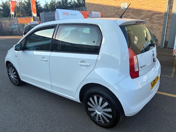 Used Skoda Citigo 2015 for sale - 76026379: Photo 2
