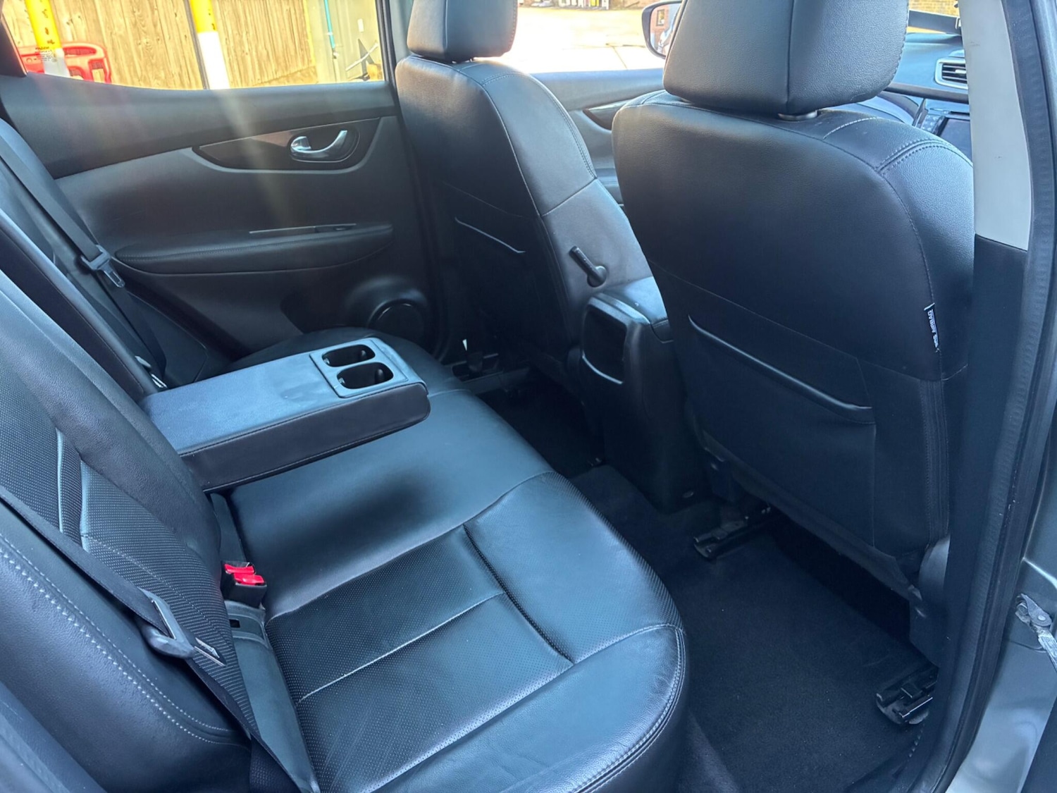 Used Nissan Qashqai 2017 for sale - 77559883: Photo 4