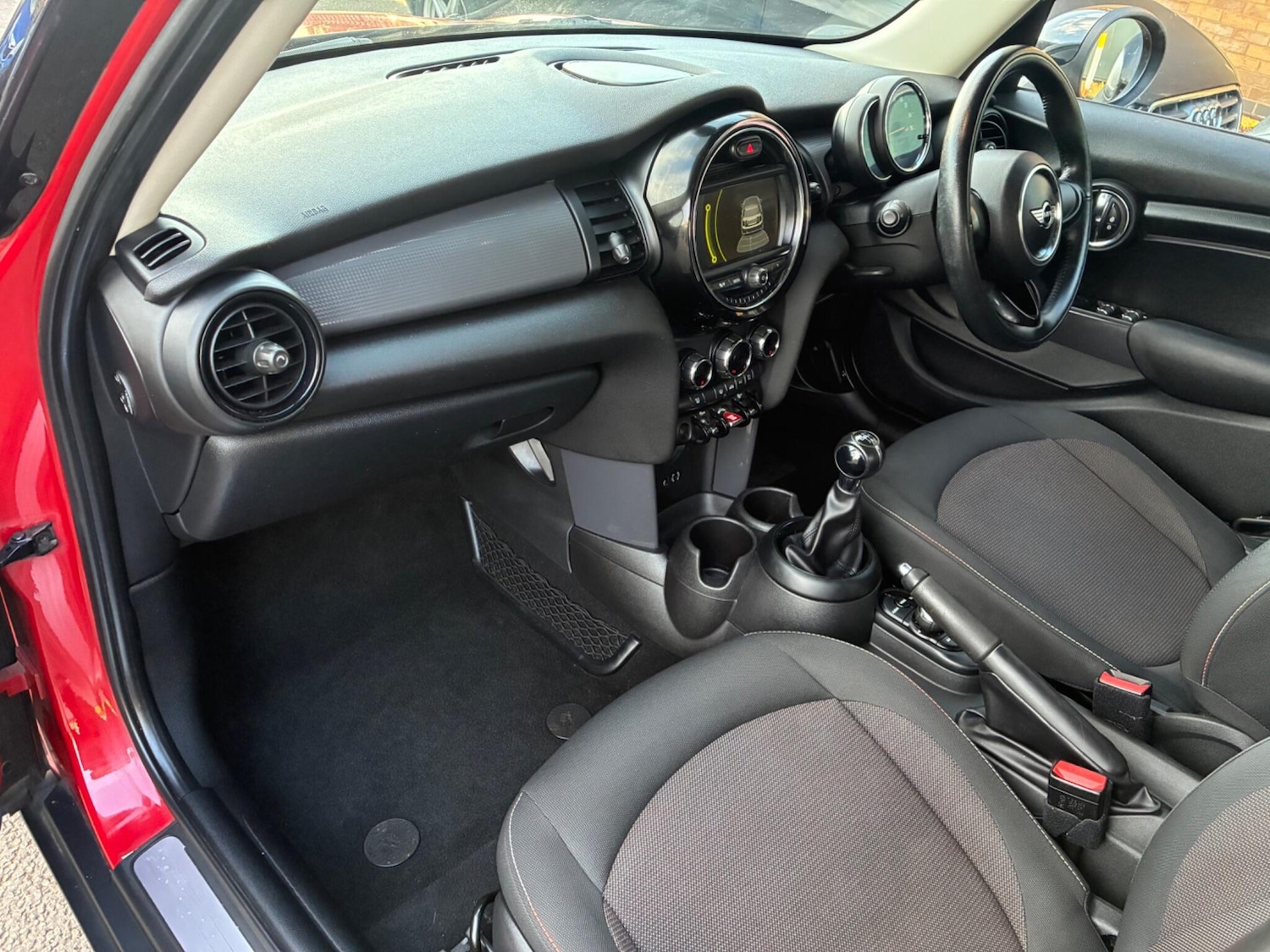 Used MINI Hatch 2017 for sale - 76613273: Photo 5