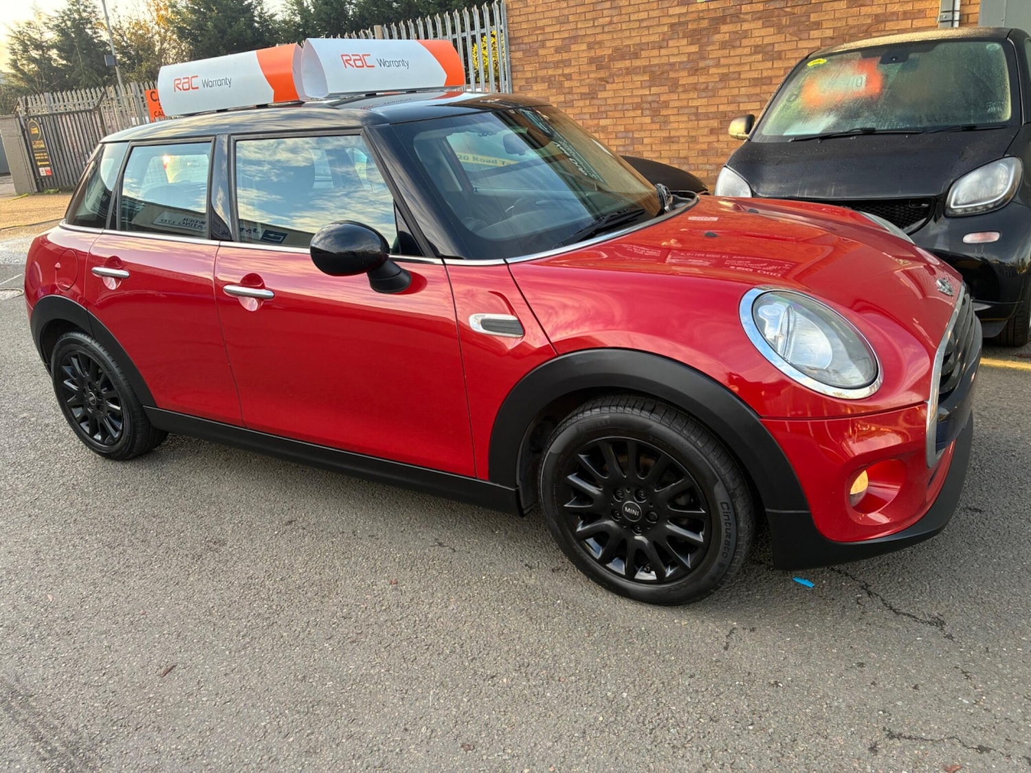 Used MINI Hatch 2017 for sale - 76613273: Photo 8