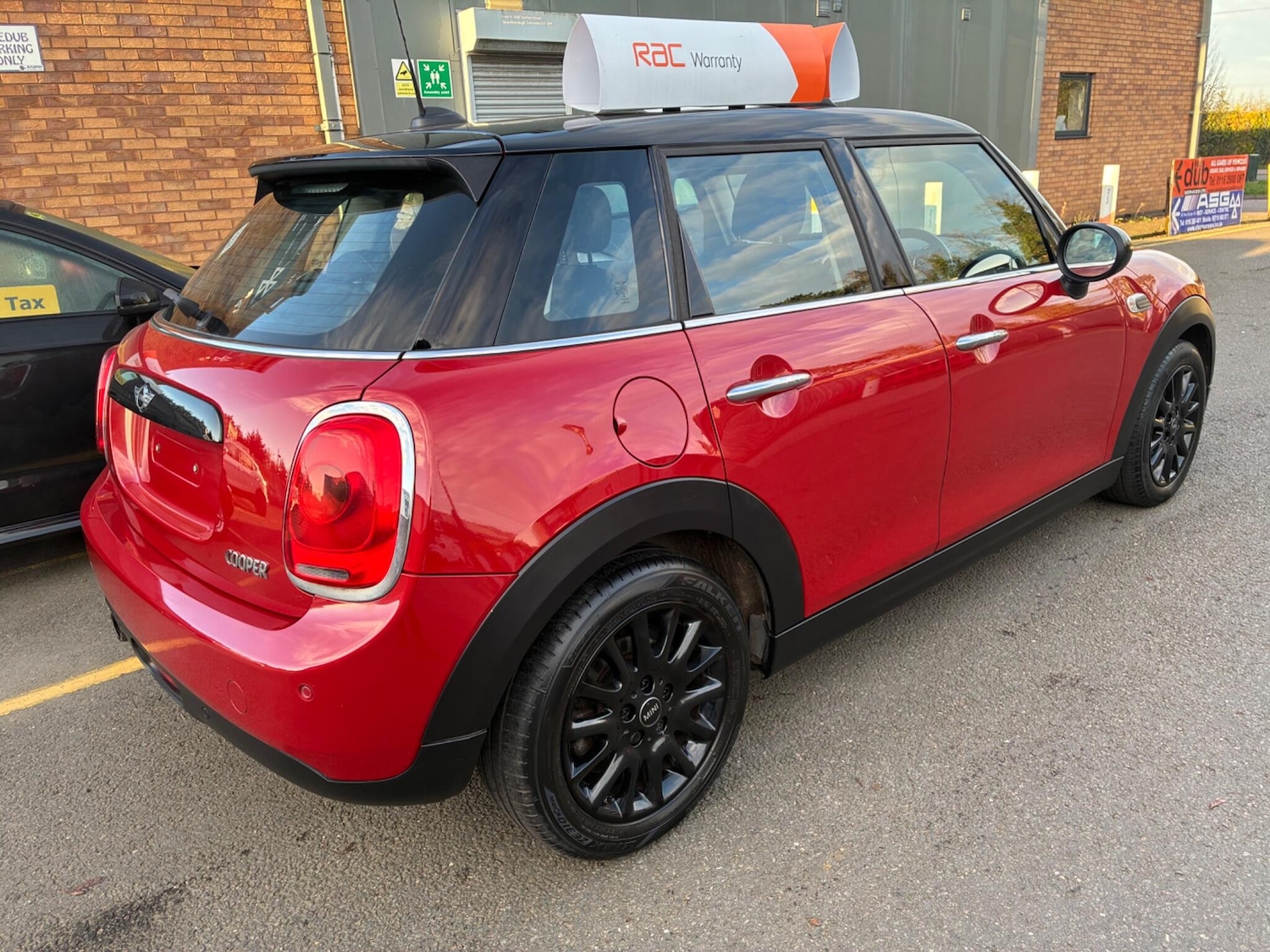 Used MINI Hatch 2017 for sale - 76613273: Photo 9
