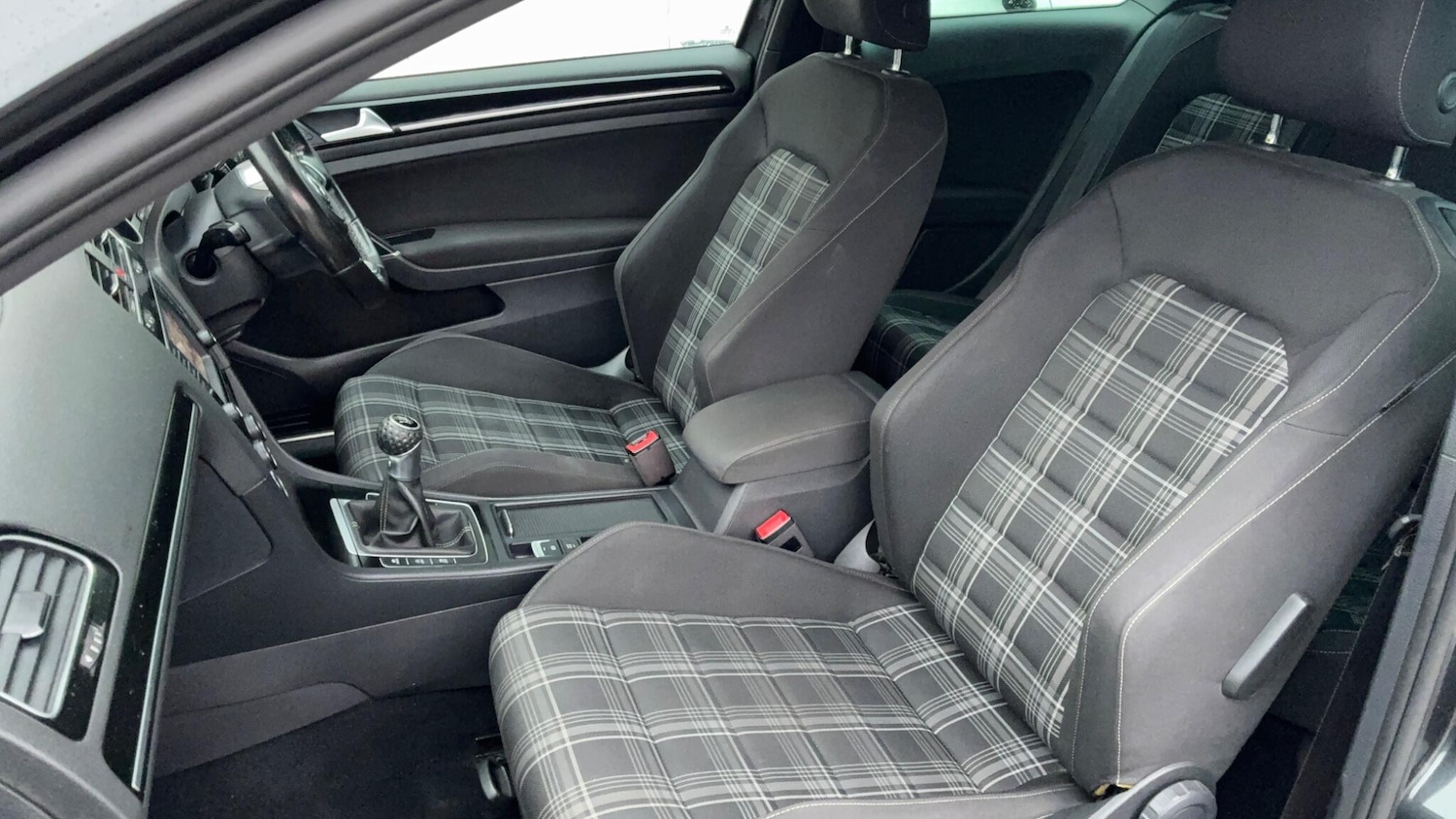 Used Volkswagen Golf 2016 for sale - 77396556: Photo 15