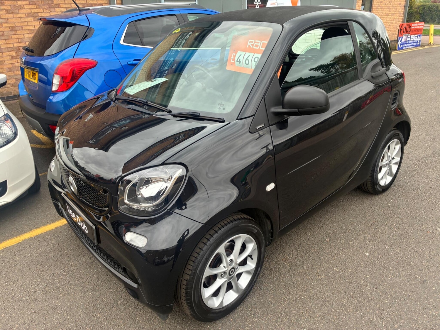 Used smart fortwo 2018 for sale - 76295477: Photo 1