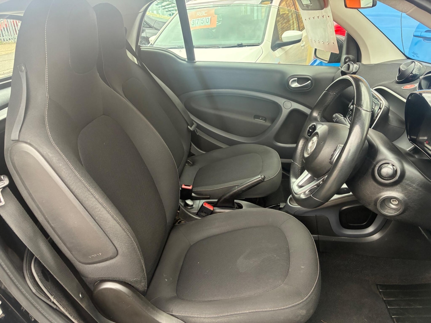 Used smart fortwo 2018 for sale - 76295477: Photo 12