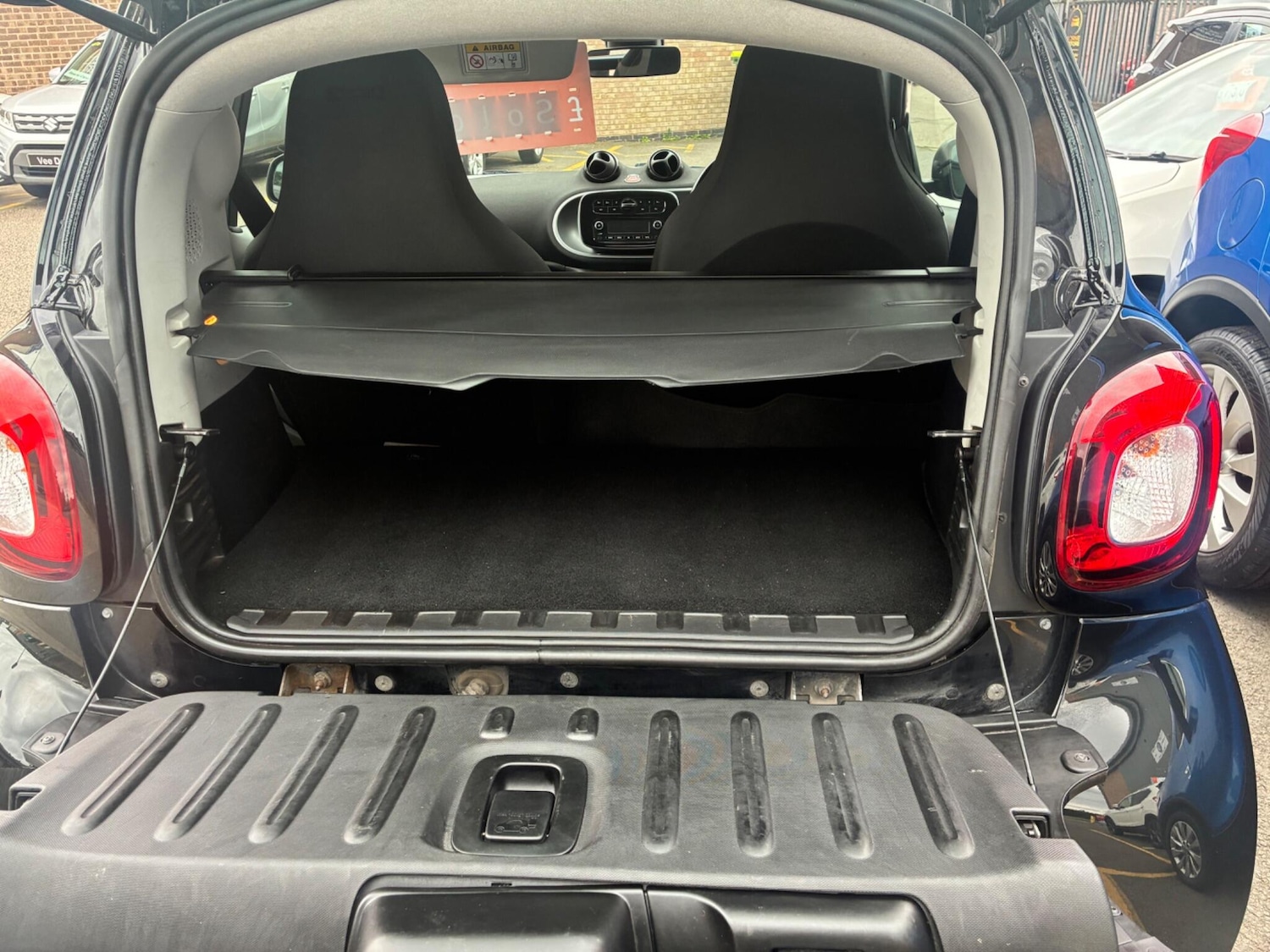 Used smart fortwo 2018 for sale - 76295477: Photo 16