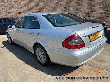 Used Mercedes-Benz E Class 2008 for sale - 79198248: Photo