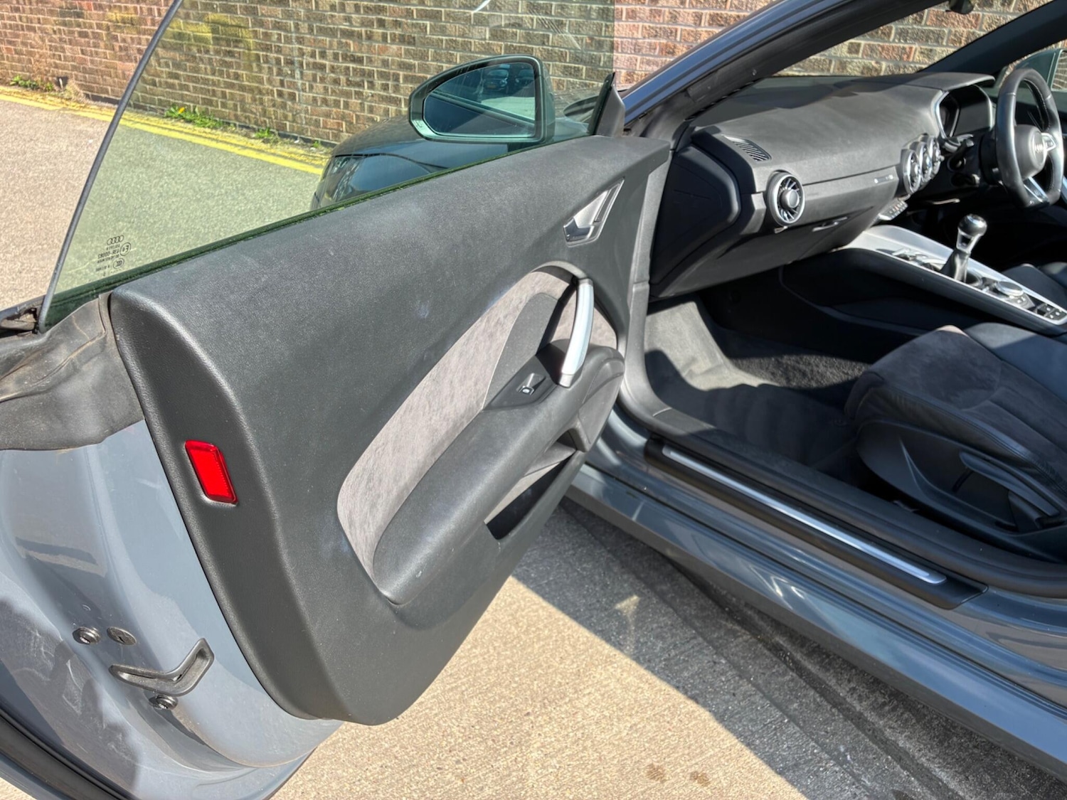 Used Audi TT 2015 for sale - 77978118: Photo 6