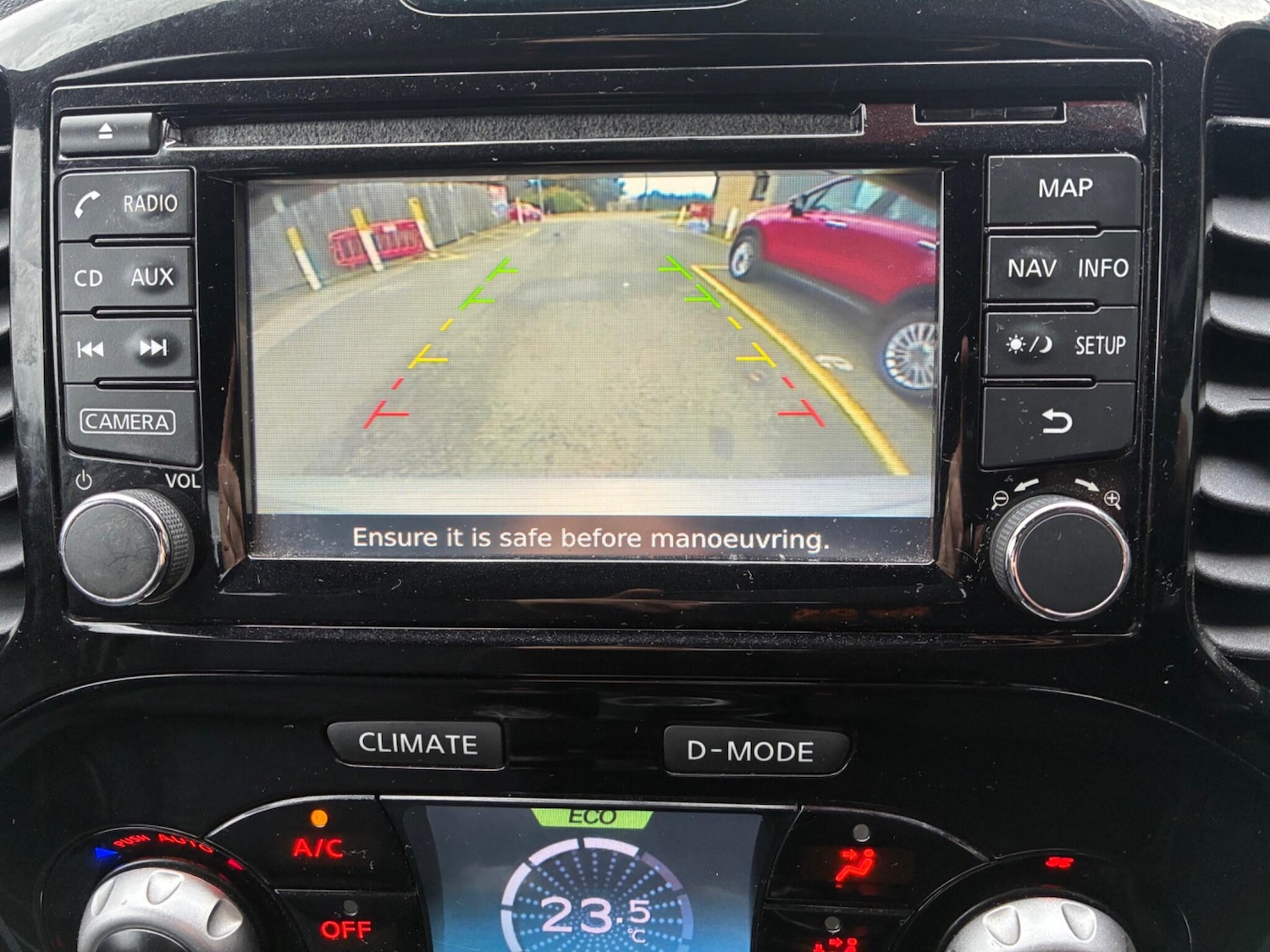 Used Nissan Juke 2014 for sale - 76633144: Photo 24