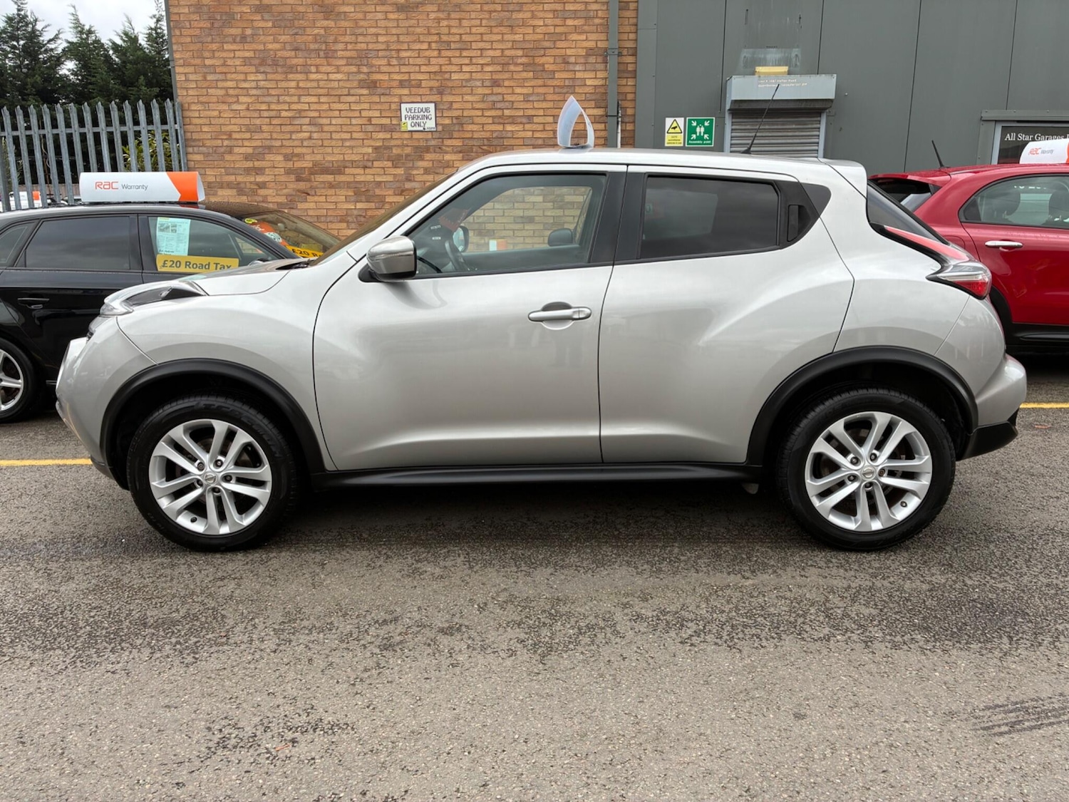Used Nissan Juke 2014 for sale - 76633144: Photo 9