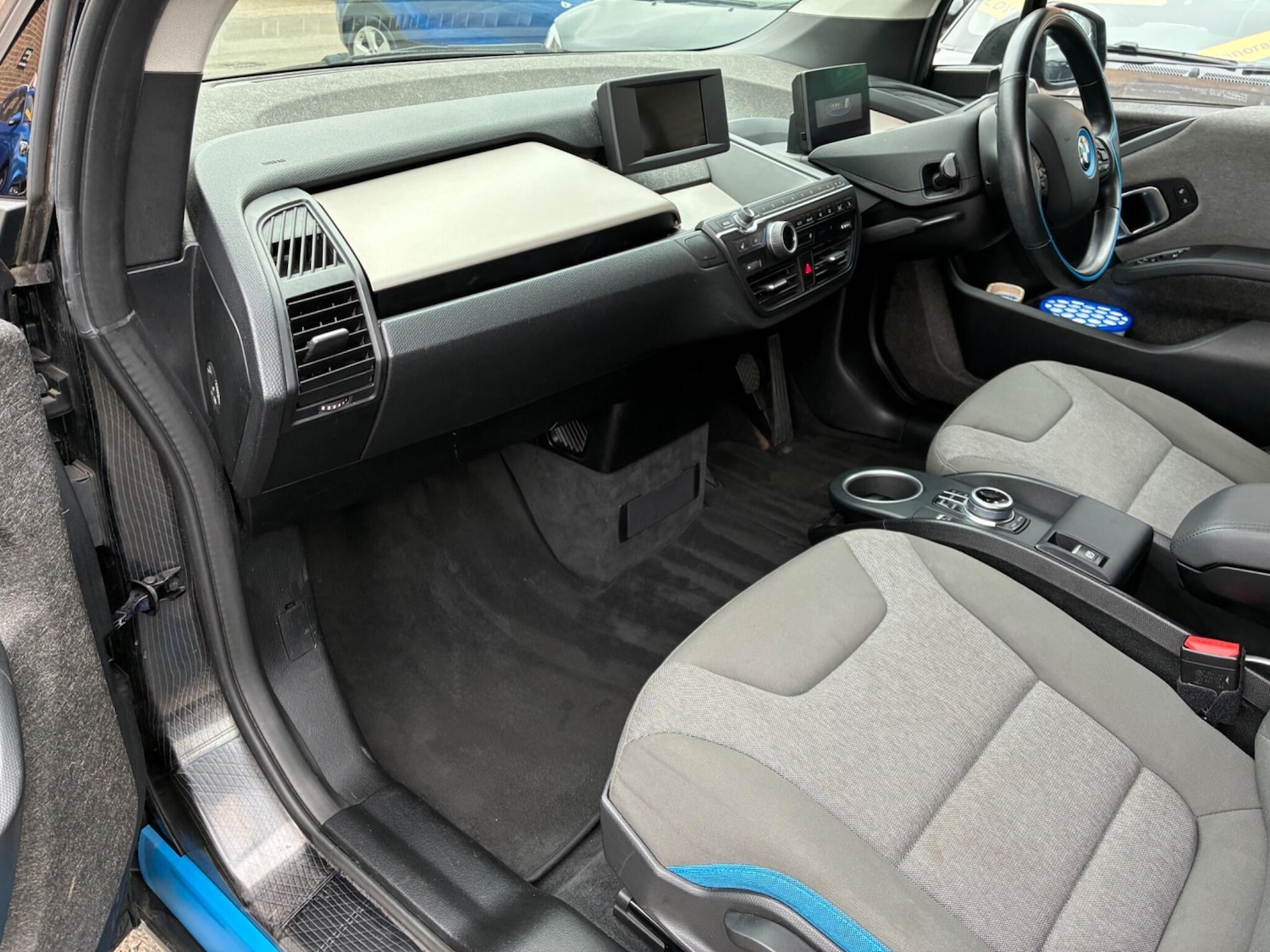 Used BMW i3 2016 for sale - 77909116: Photo 27