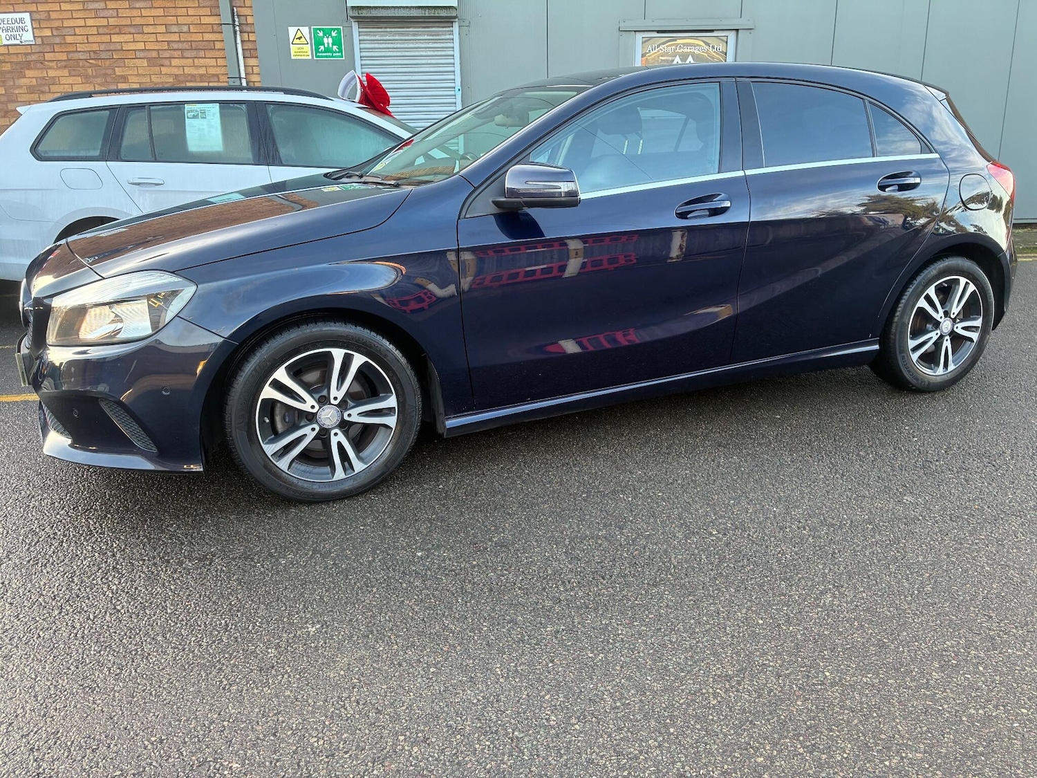 Used Mercedes-Benz A-Class 2017 for sale - 76918528: Photo 11