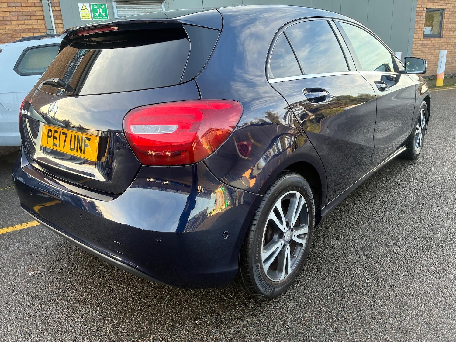 Used Mercedes-Benz A-Class 2017 for sale - 76918528: Photo 2