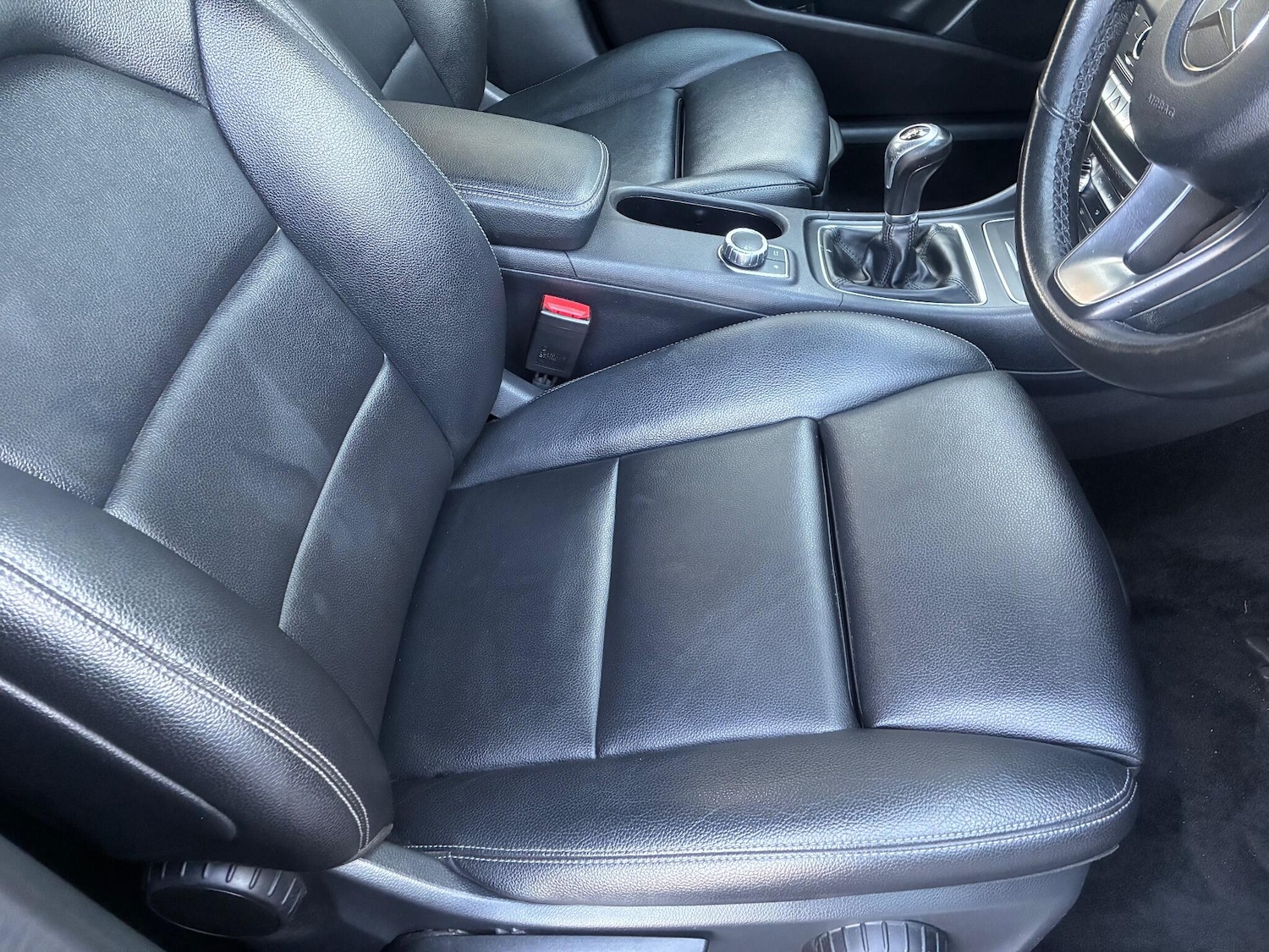 Used Mercedes-Benz A-Class 2017 for sale - 76918528: Photo 8